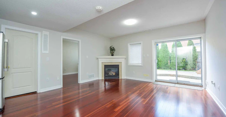 Lower-2229 Glazebrook Circle, Oakville, ON, L6M 5B5 - 2