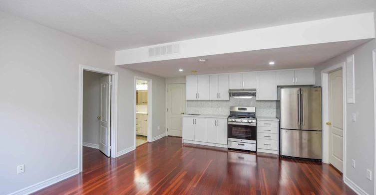 Lower-2229 Glazebrook Circle, Oakville, ON, L6M 5B5 - 11