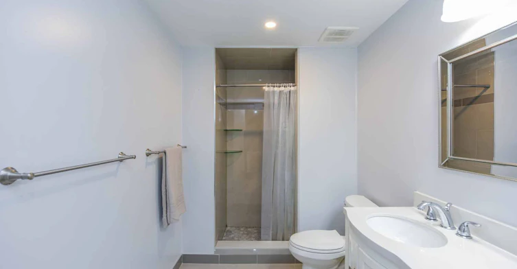 Lower-2229 Glazebrook Circle, Oakville, ON, L6M 5B5 - 8
