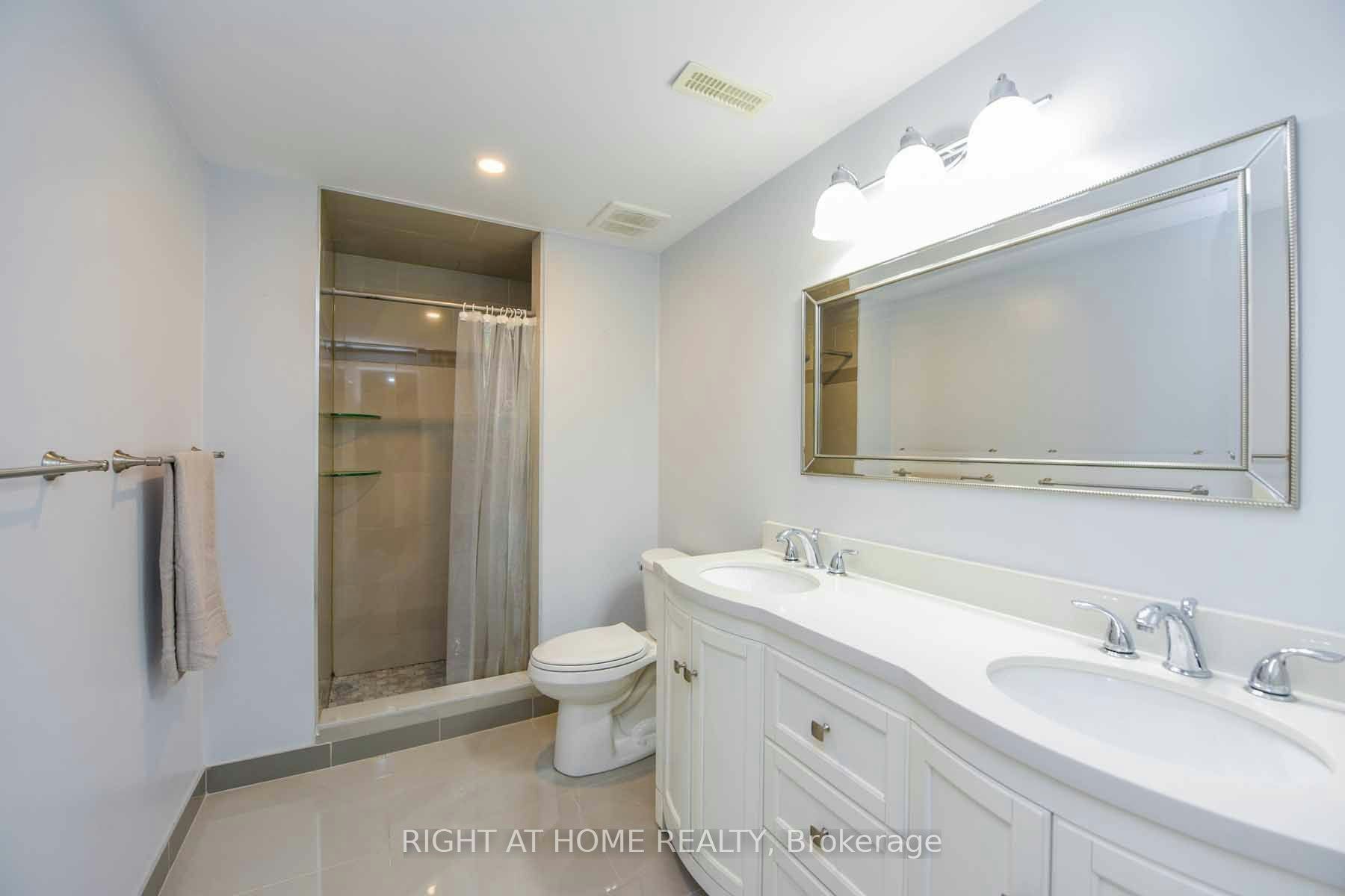 Lower-2229 Glazebrook Circle, Oakville, ON, L6M 5B5 - 7