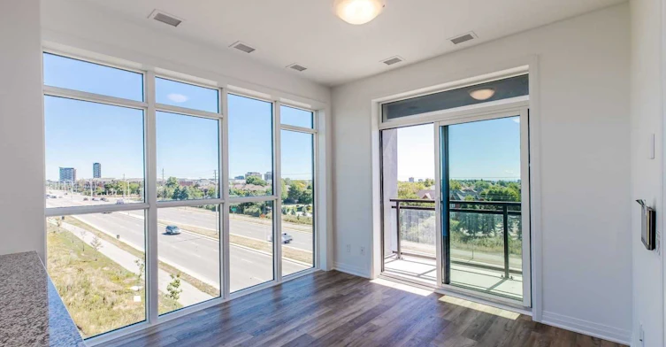 307-95 Dundas Street W, Oakville, ON, L6M 5N4 - 9