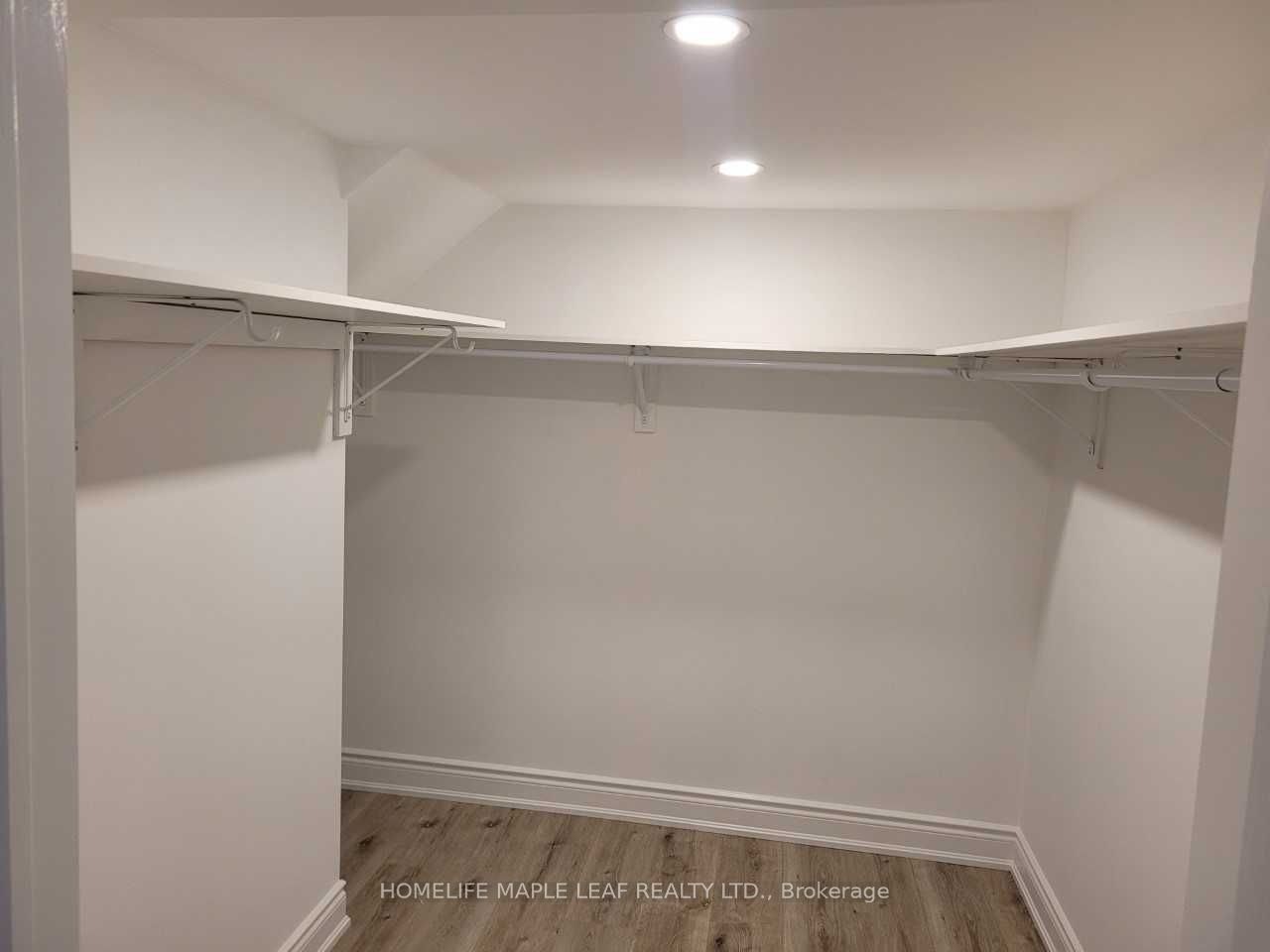 19 Freshspring Drive, Brampton, ON, L6R 3H6 - 7