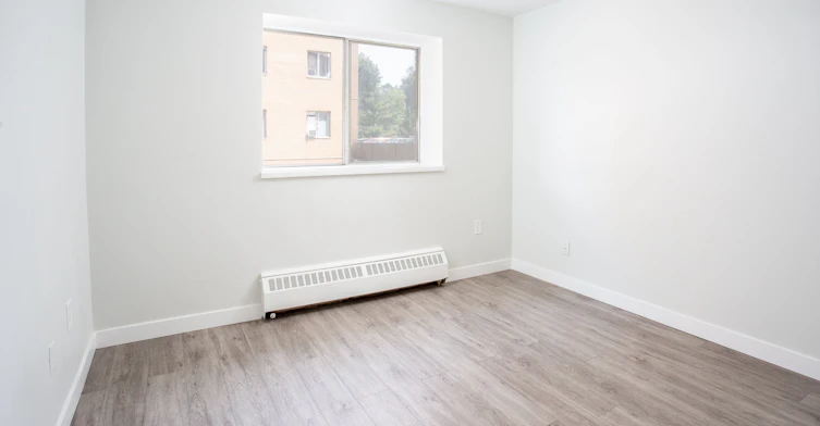 103-371 Lakeshore Road W, Mississauga, ON, L5H 1H4 - 12