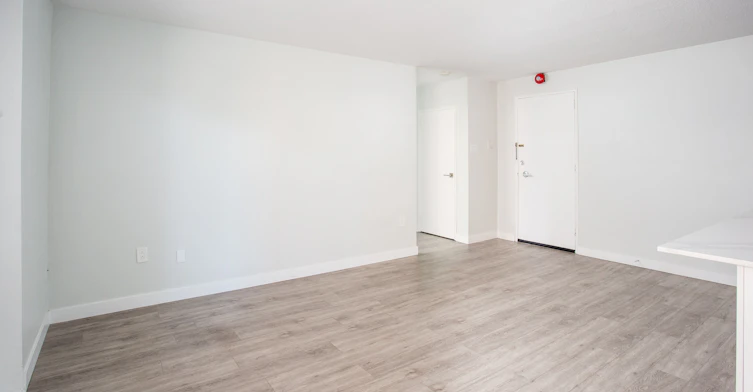 103-371 Lakeshore Road W, Mississauga, ON, L5H 1H4 - 7