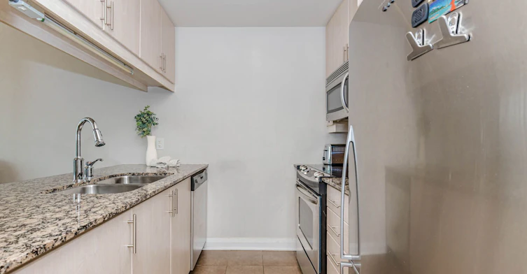 313-1055 Southdown Road, Mississauga, ON, L5J 0A3 - 15