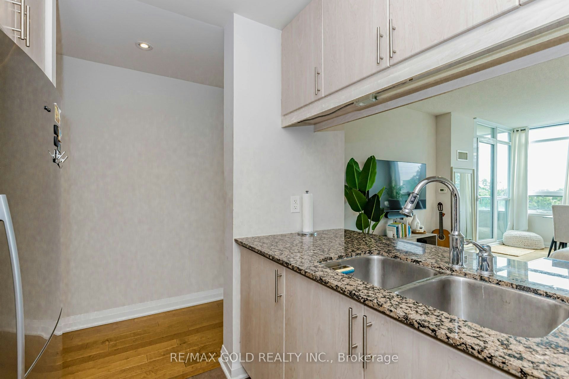 313-1055 Southdown Road, Mississauga, ON, L5J 0A3 - 17