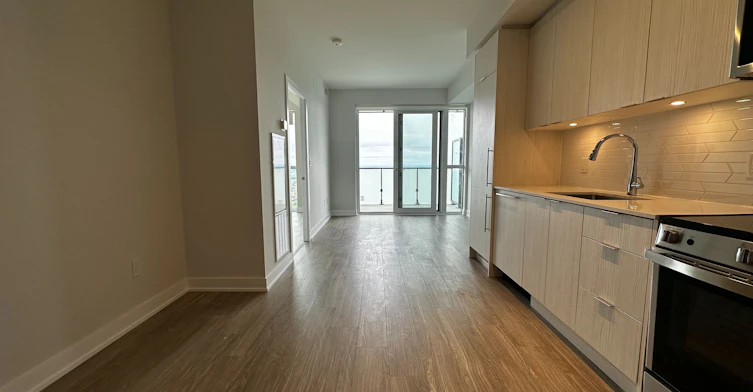 4909-430 Square One Drive, Mississauga, ON, L5B 0L6 - 4