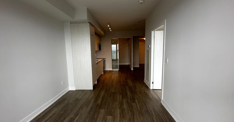 4909-430 Square One Drive, Mississauga, ON, L5B 0L6 - 7