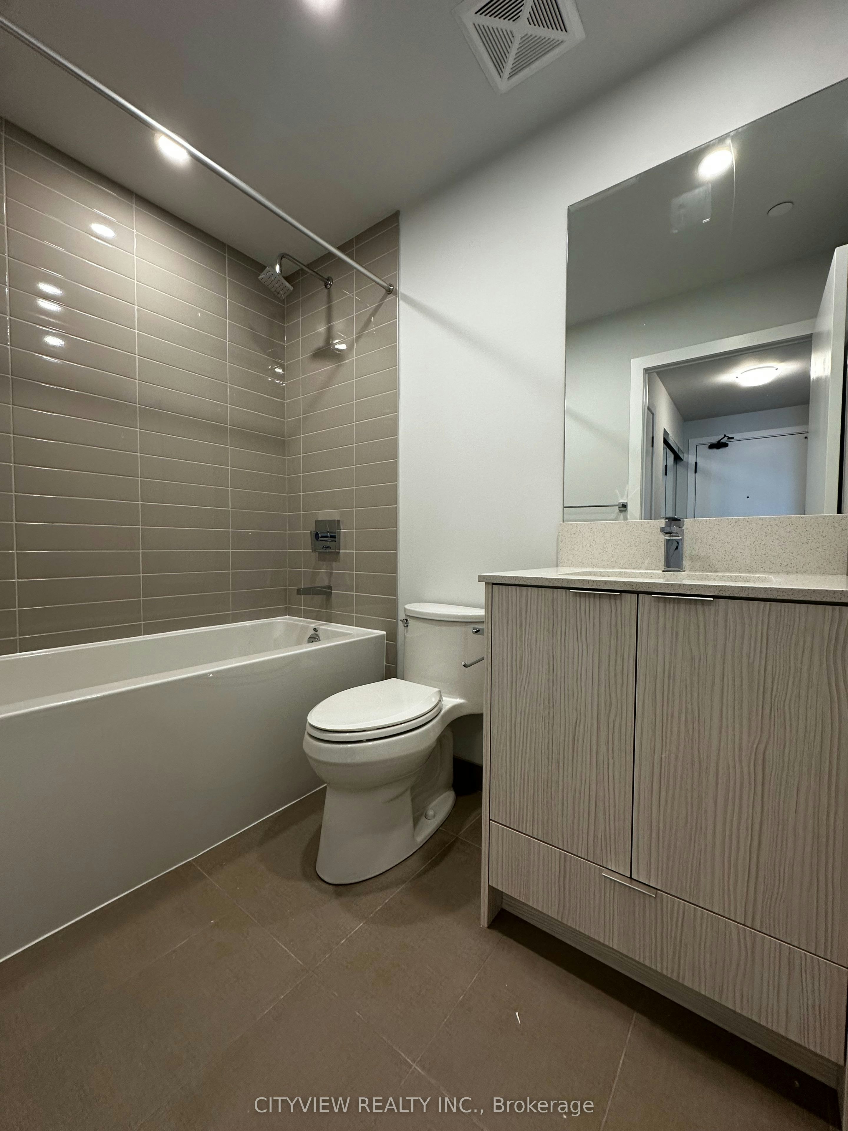 4909-430 Square One Drive, Mississauga, ON, L5B 0L6 - 8