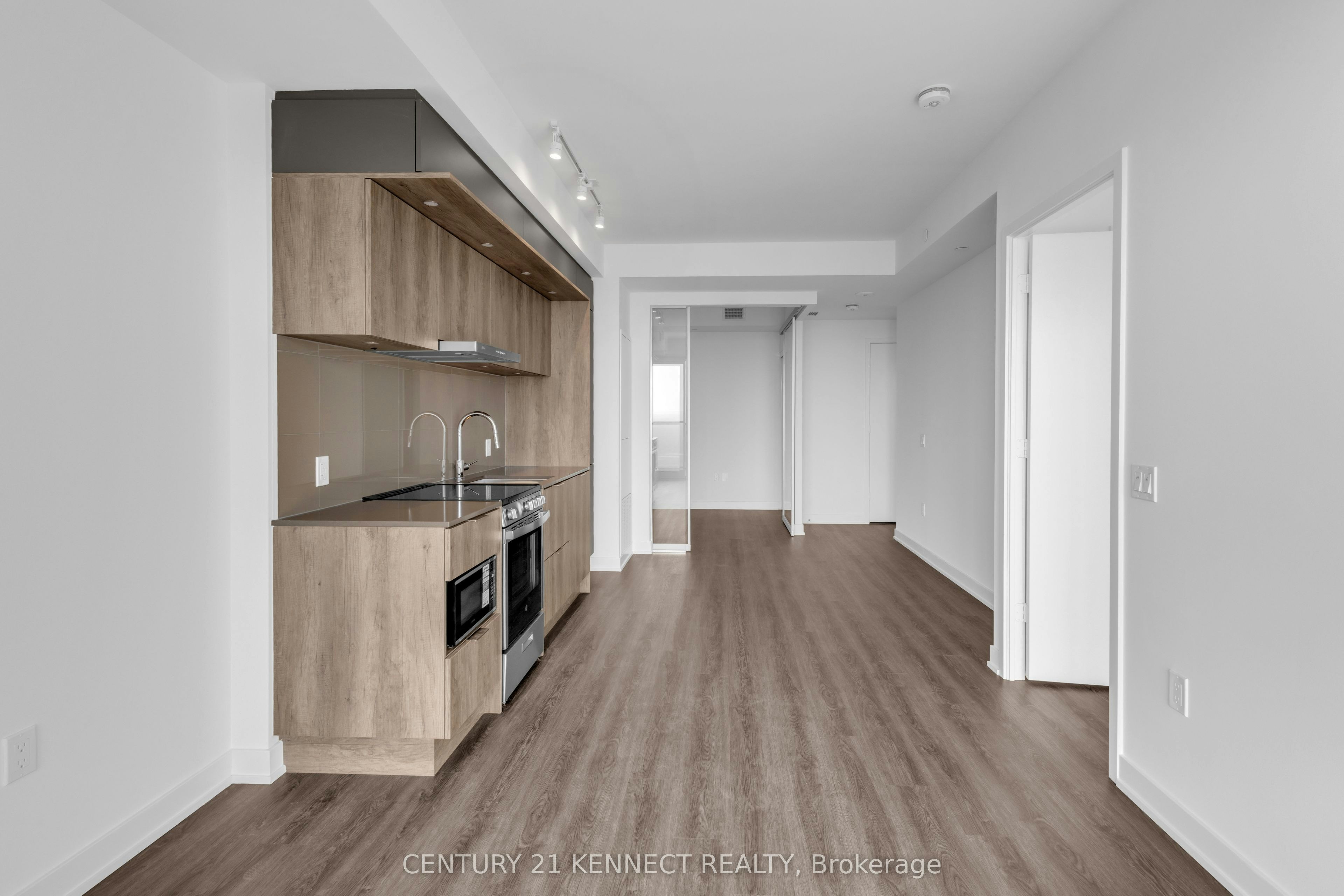 6112-448 Burnhamthorpe Road W, Mississauga, ON, L5B 0R4 - 5