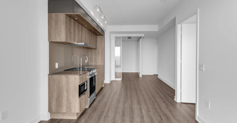 6112-448 Burnhamthorpe Road W, Mississauga, ON, L5B 0R4 - 5