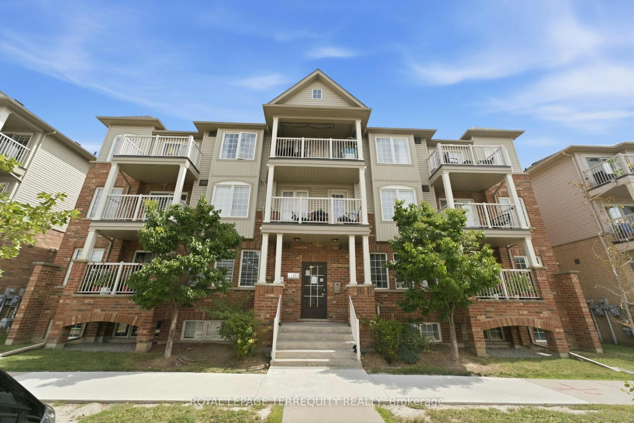 3-141 Isaac Devins Boulevard, Toronto, ON, M9M 0C4