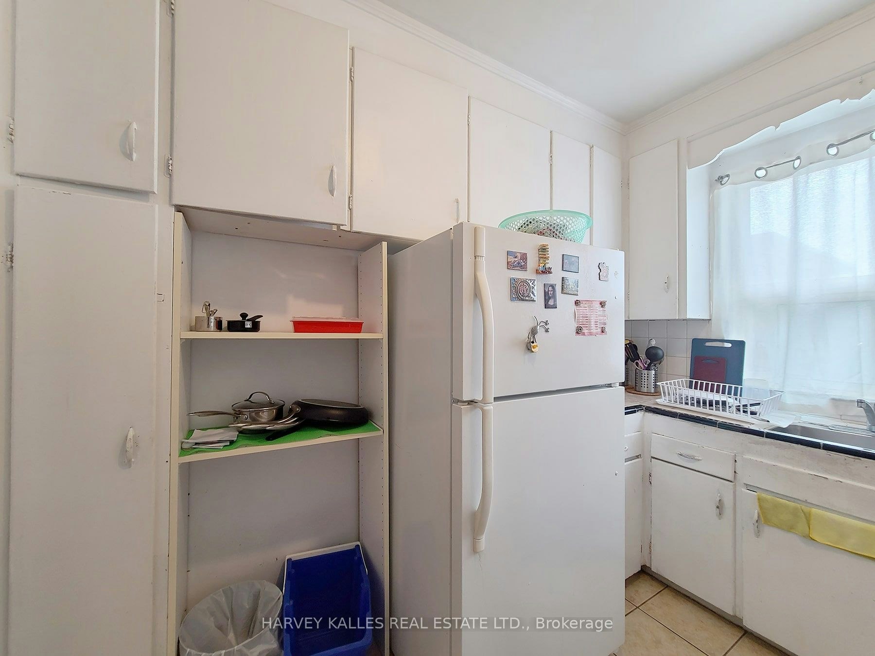 9-2434 Keele Street, Toronto, ON, M6L 2N2 - 7