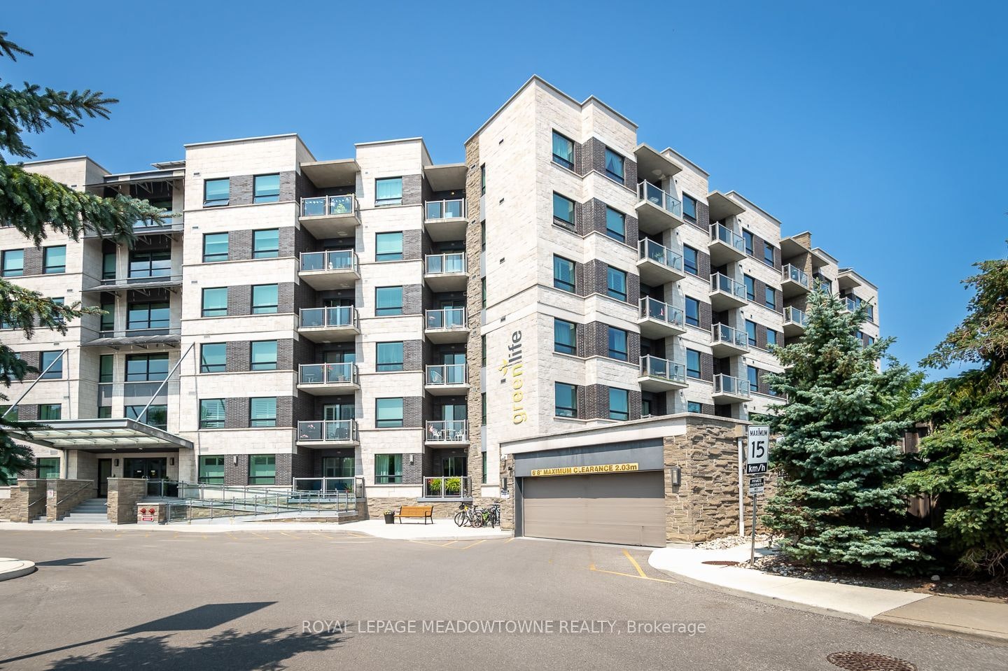 302-383 Main Street E, Milton, ON, L9T 8K8