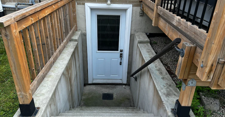 Basement-126 Rangoon Road, Toronto, ON, M9C 4P2 - 7