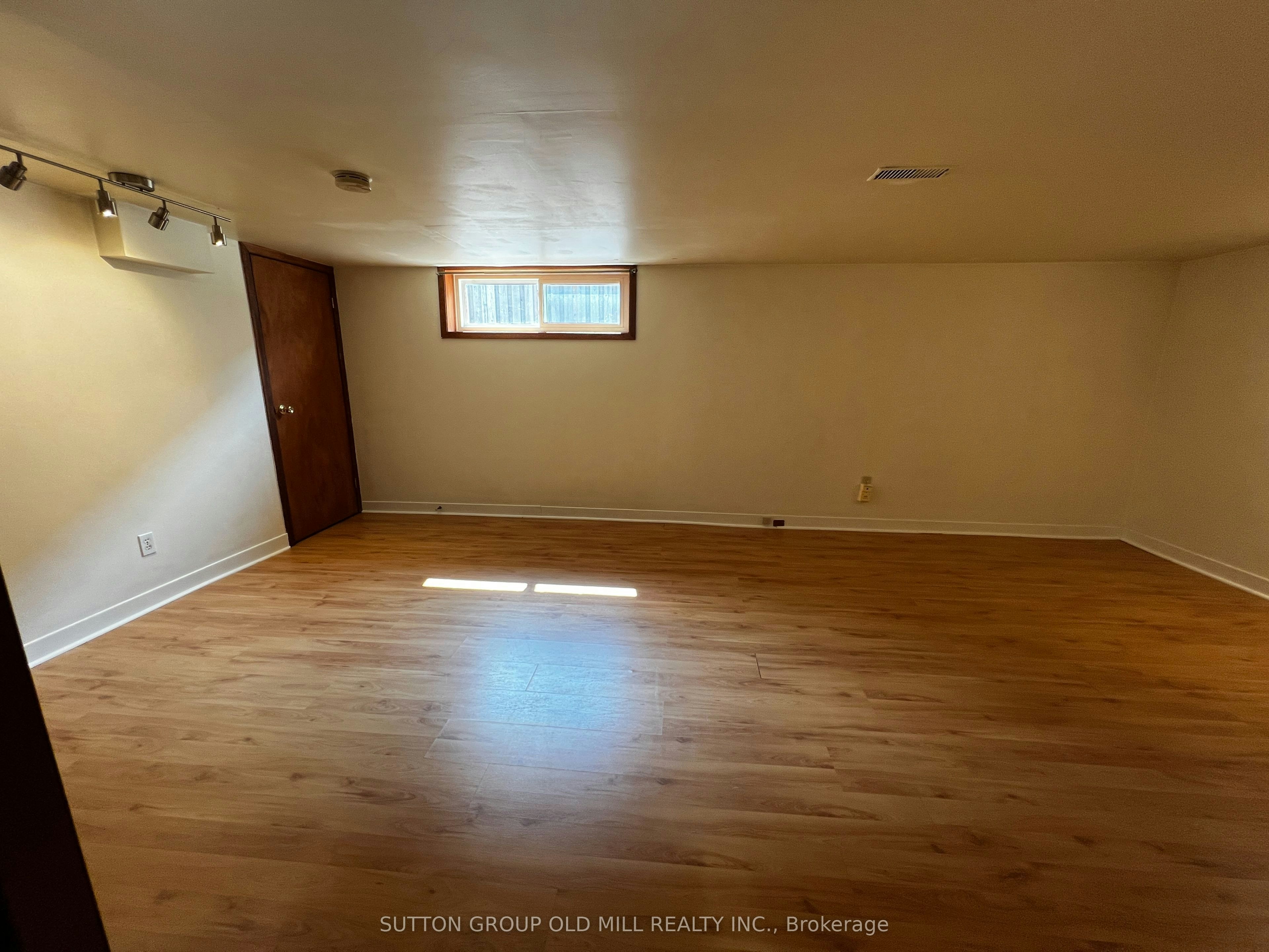 Basement-126 Rangoon Road, Toronto, ON, M9C 4P2 - 21