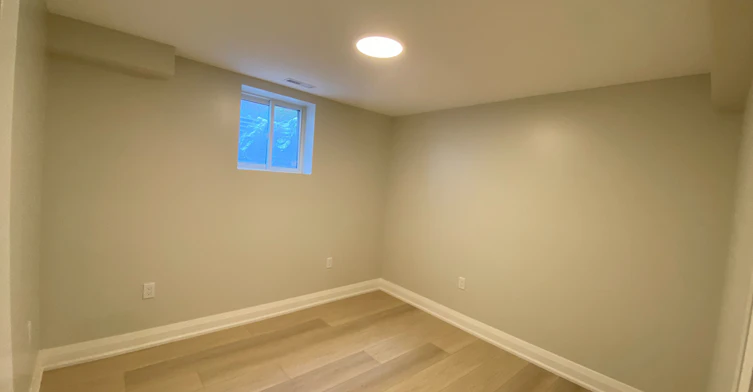 Lower-3271 Pilcom Crescent, Mississauga, ON, L5B 3X5 - 8