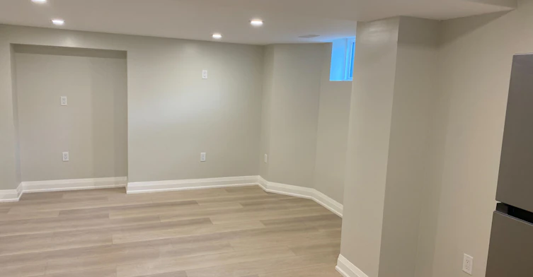 Lower-3271 Pilcom Crescent, Mississauga, ON, L5B 3X5 - 12