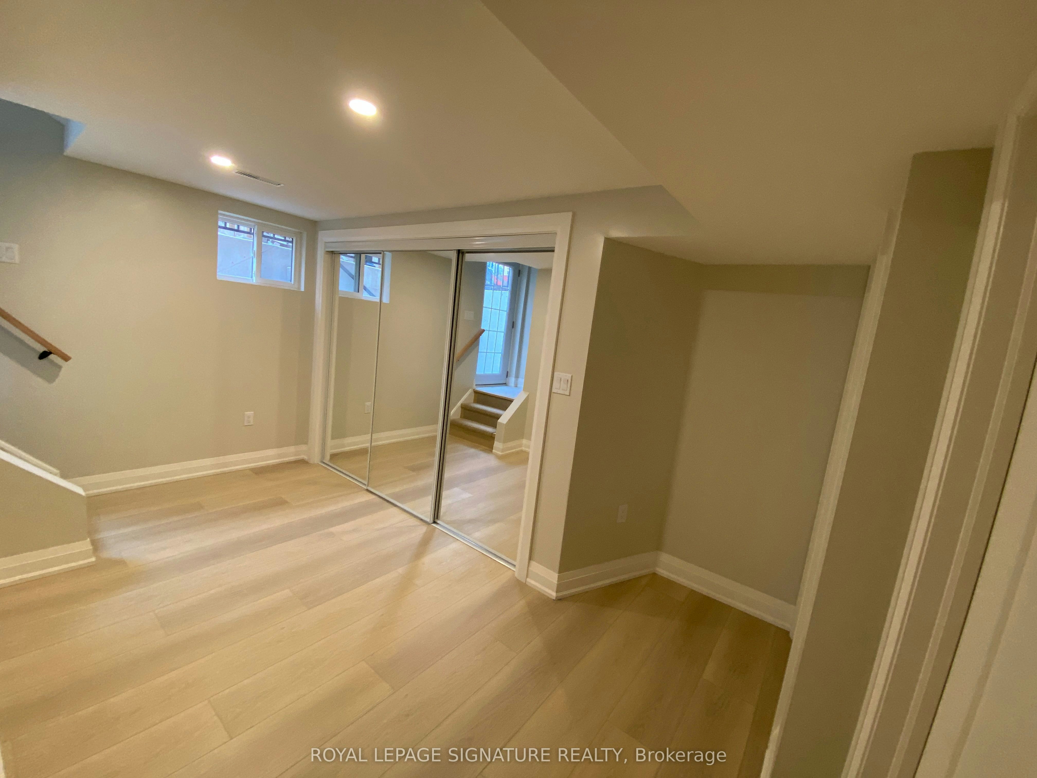 Lower-3271 Pilcom Crescent, Mississauga, ON, L5B 3X5 - 16