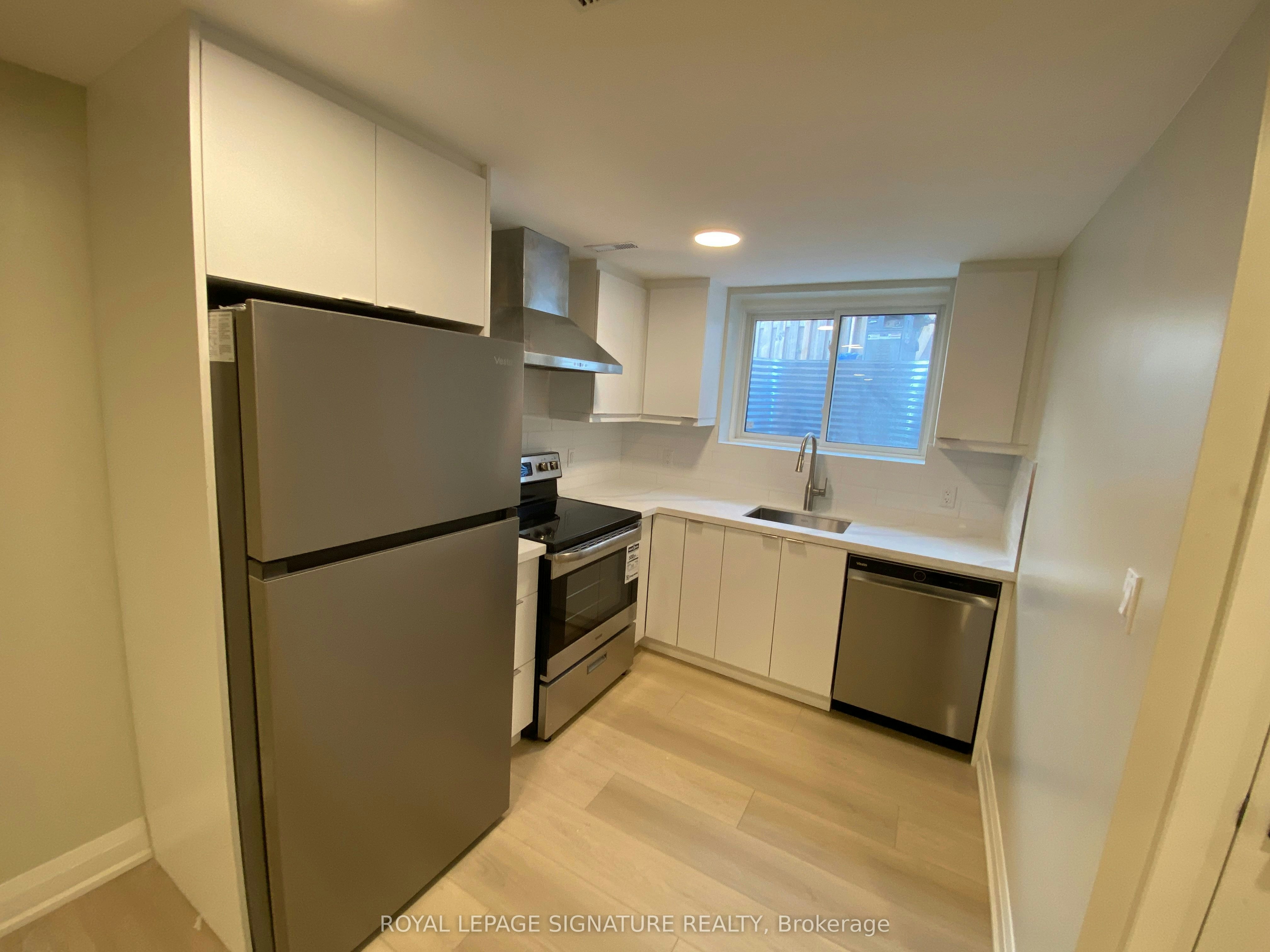 Lower-3271 Pilcom Crescent, Mississauga, ON, L5B 3X5 - 15