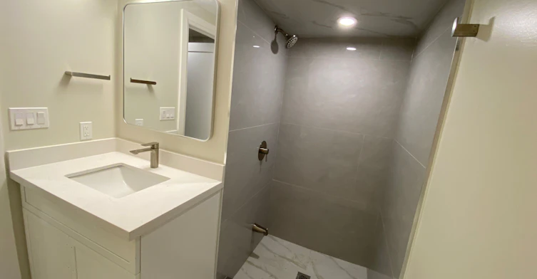 Lower-3271 Pilcom Crescent, Mississauga, ON, L5B 3X5 - 11