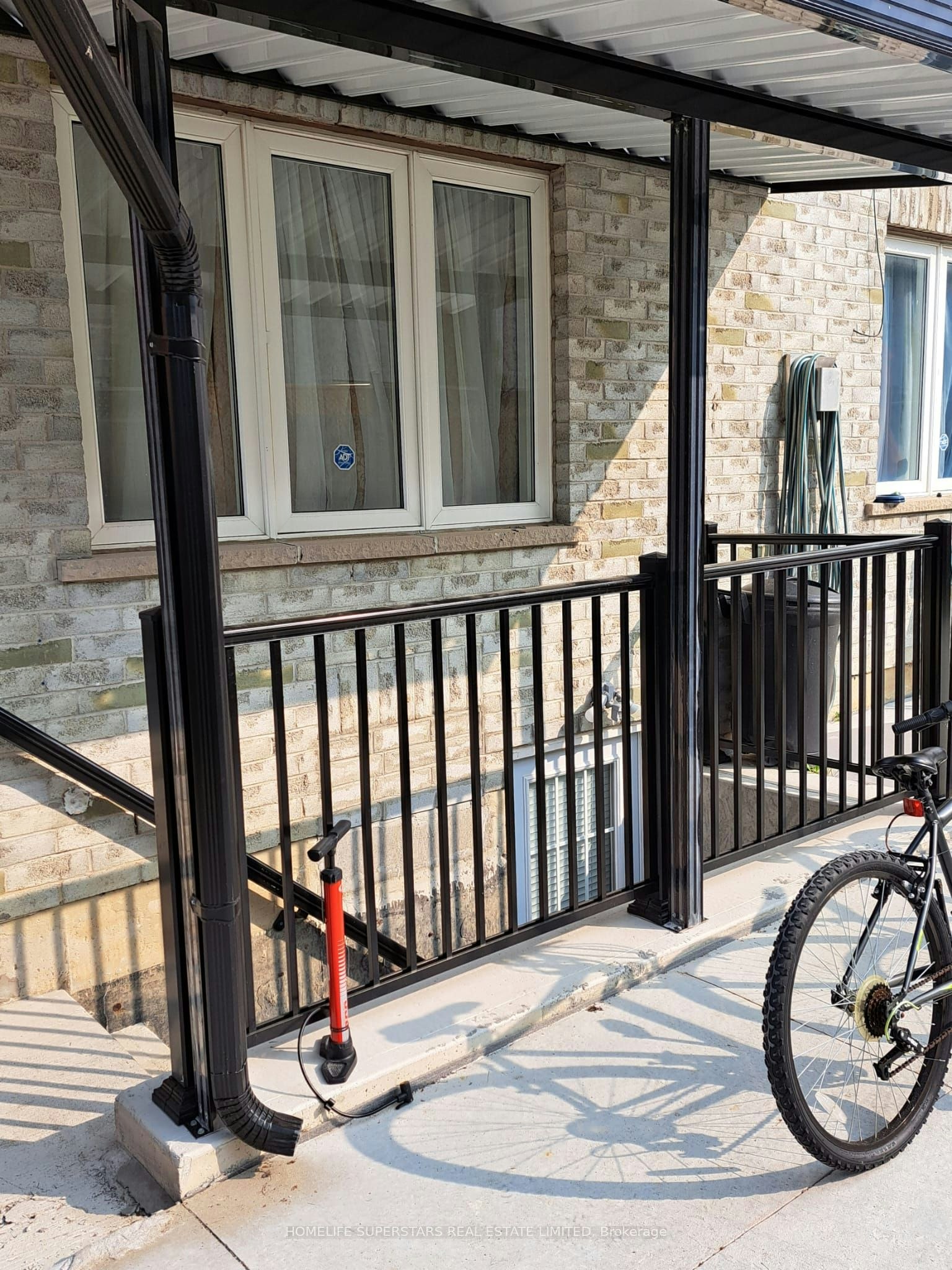 3183 Mcdowell *Basement Drive, Mississauga, ON, L5M 6L1 - 14