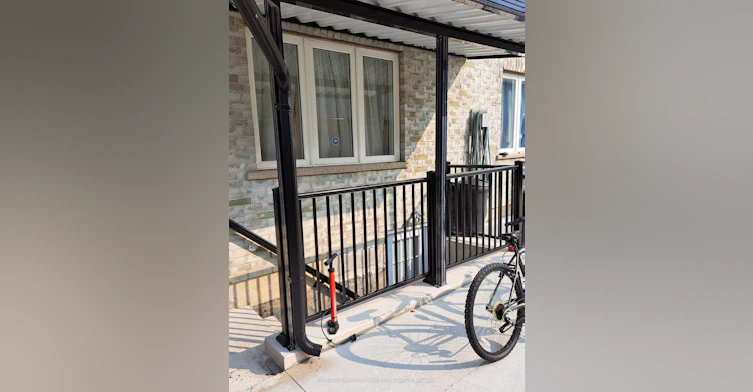 3183 Mcdowell *Basement Drive, Mississauga, ON, L5M 6L1 - 14