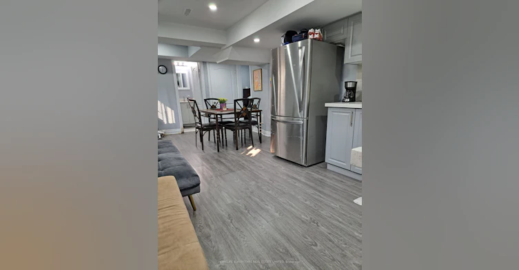 3183 Mcdowell *Basement Drive, Mississauga, ON, L5M 6L1 - 5