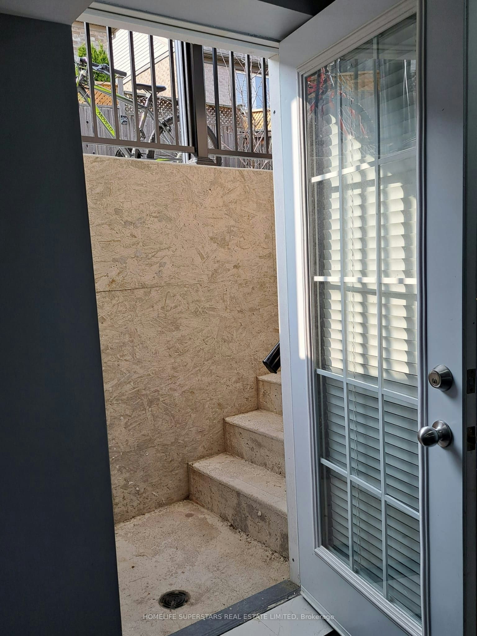 3183 Mcdowell *Basement Drive, Mississauga, ON, L5M 6L1 - 13