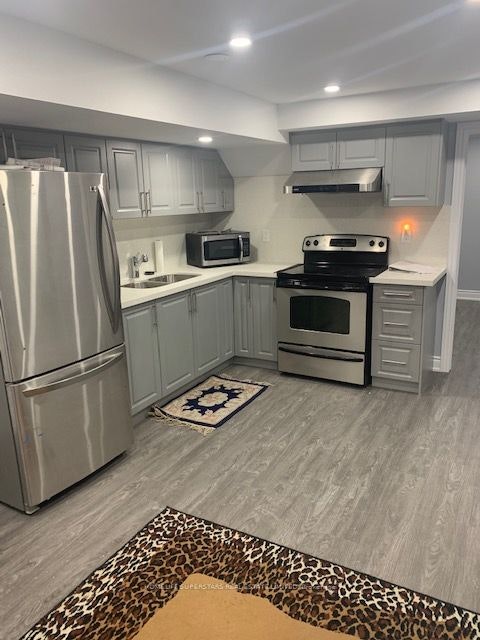 3183 Mcdowell *Basement Drive, Mississauga, ON, L5M 6L1 - 3