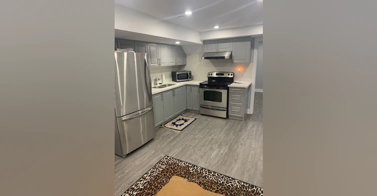 3183 Mcdowell *Basement Drive, Mississauga, ON, L5M 6L1 - 3