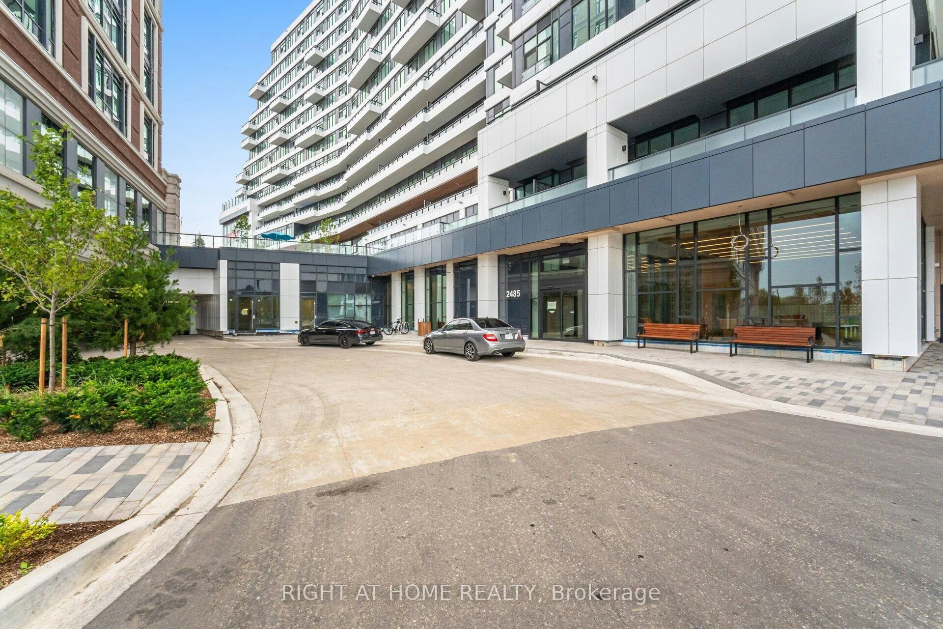 1401-2485 Eglinton Avenue W, Mississauga, ON, L5M 2T1 - 4