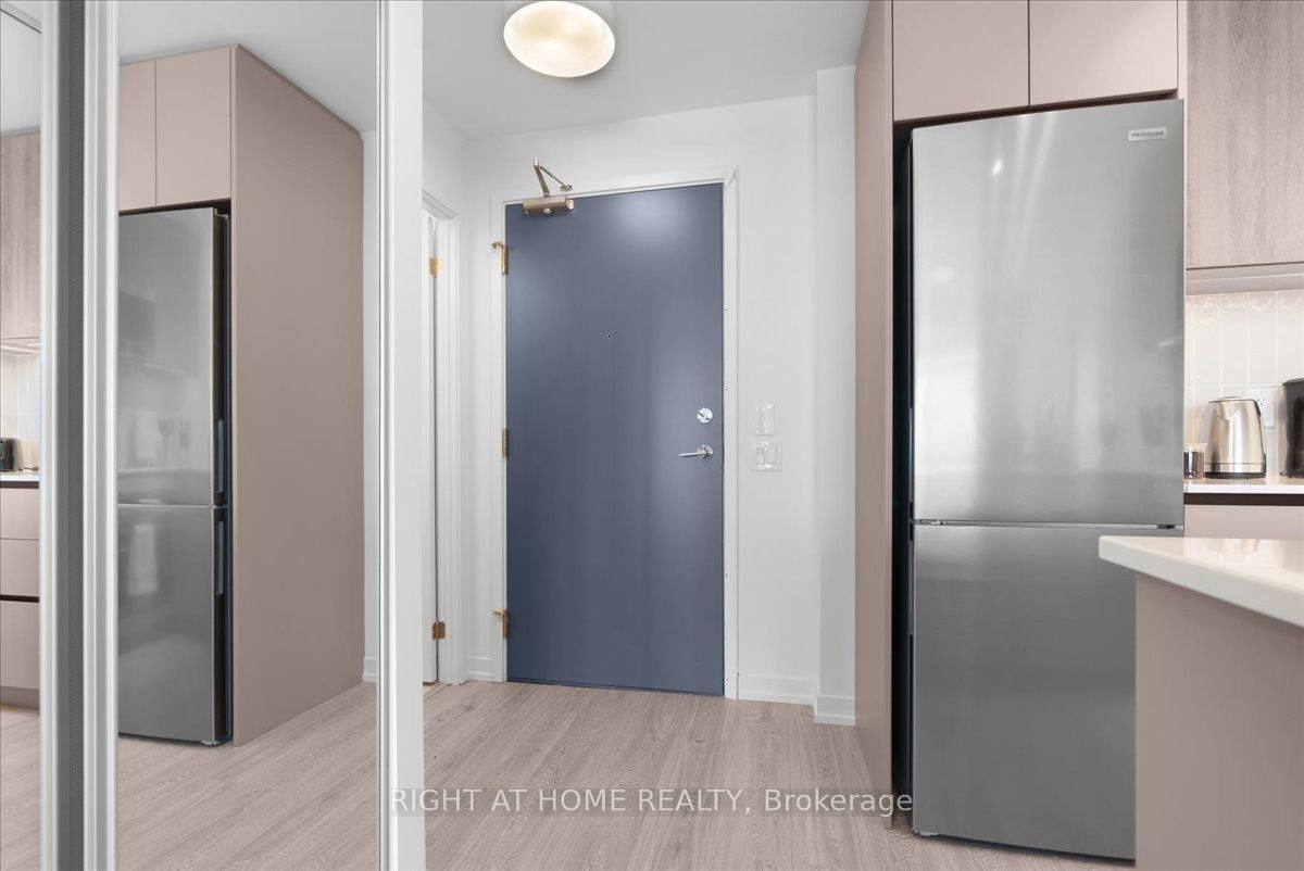 1401-2485 Eglinton Avenue W, Mississauga, ON, L5M 2T1 - 11