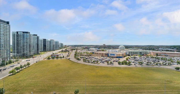 1401-2485 Eglinton Avenue W, Mississauga, ON, L5M 2T1 - 30
