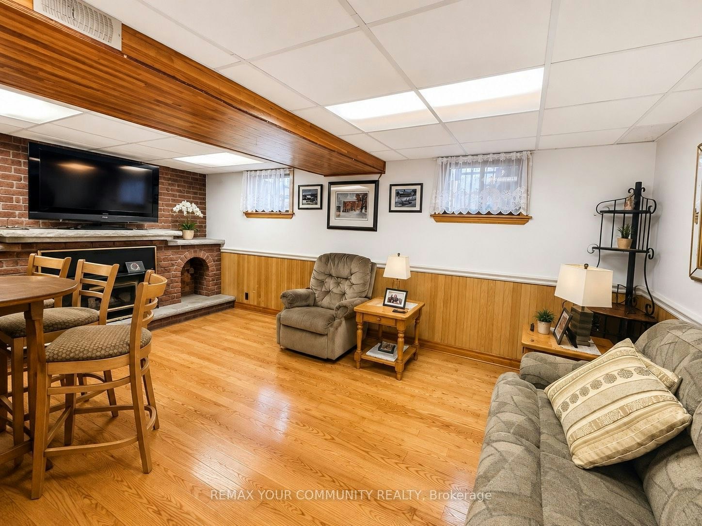 47 Cayuga Avenue, Toronto, ON, M6N 2G2 - 3