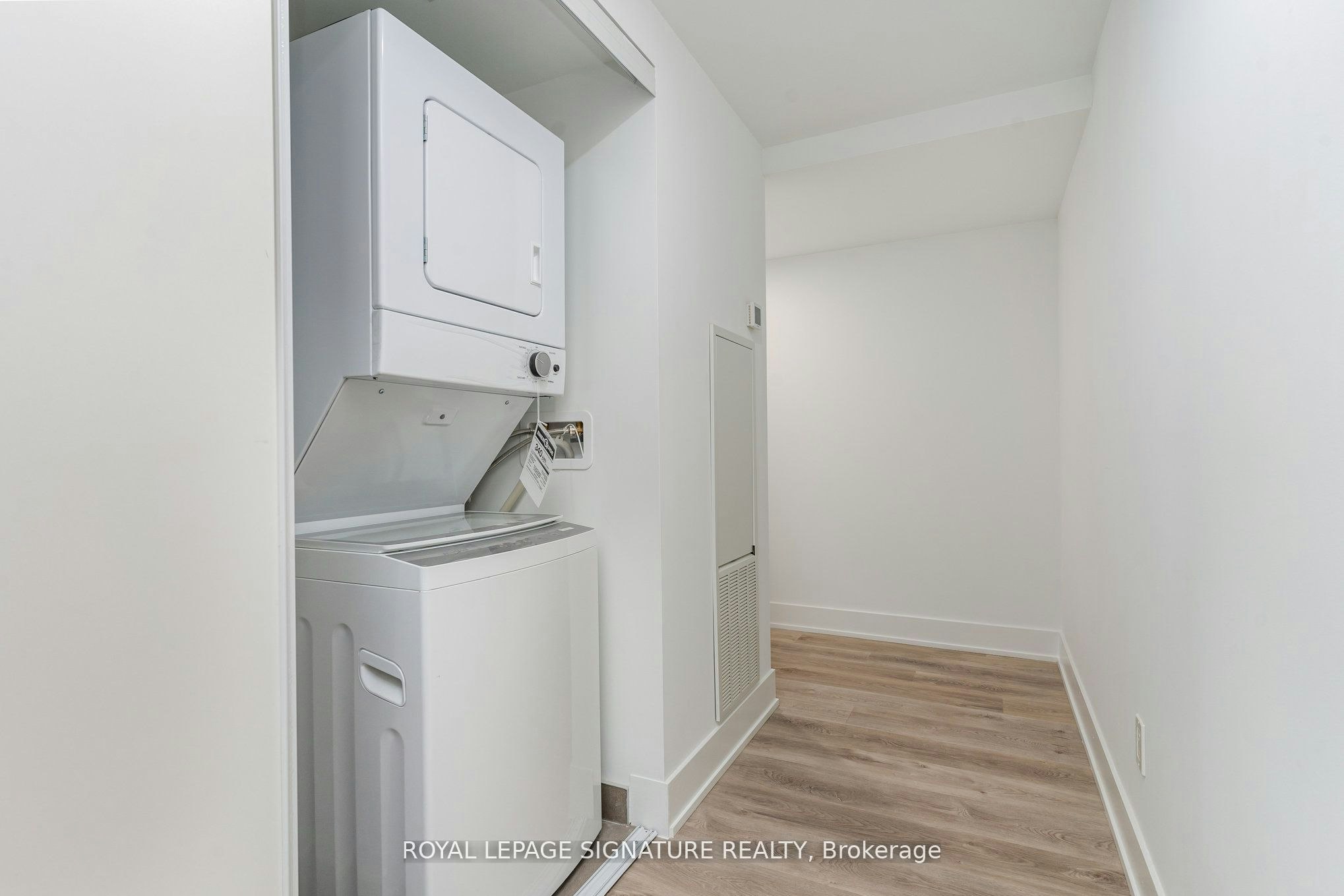 304-370 Martha Street, Burlington, ON, L7R 0G9 - 14