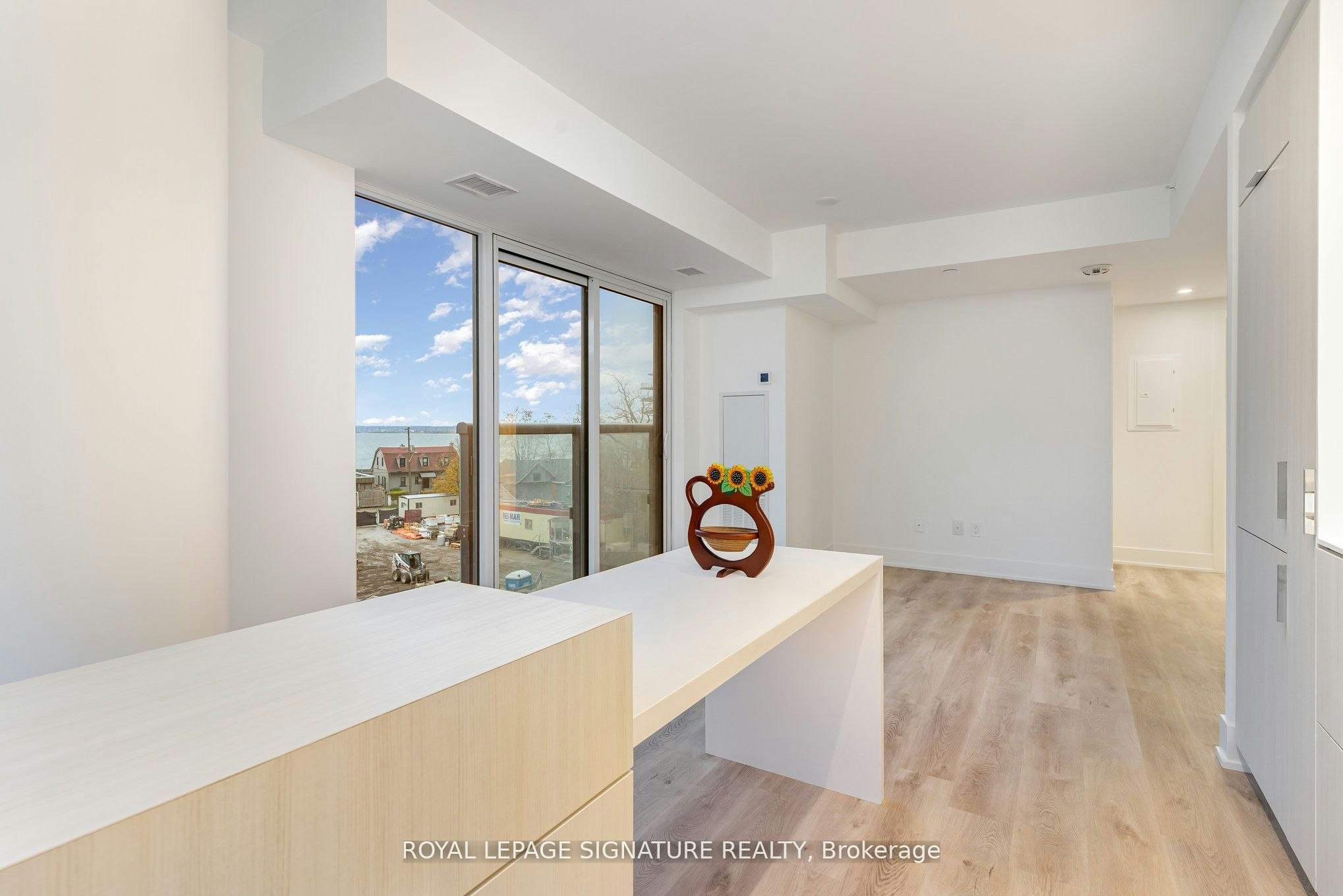 304-370 Martha Street, Burlington, ON, L7R 0G9 - 12