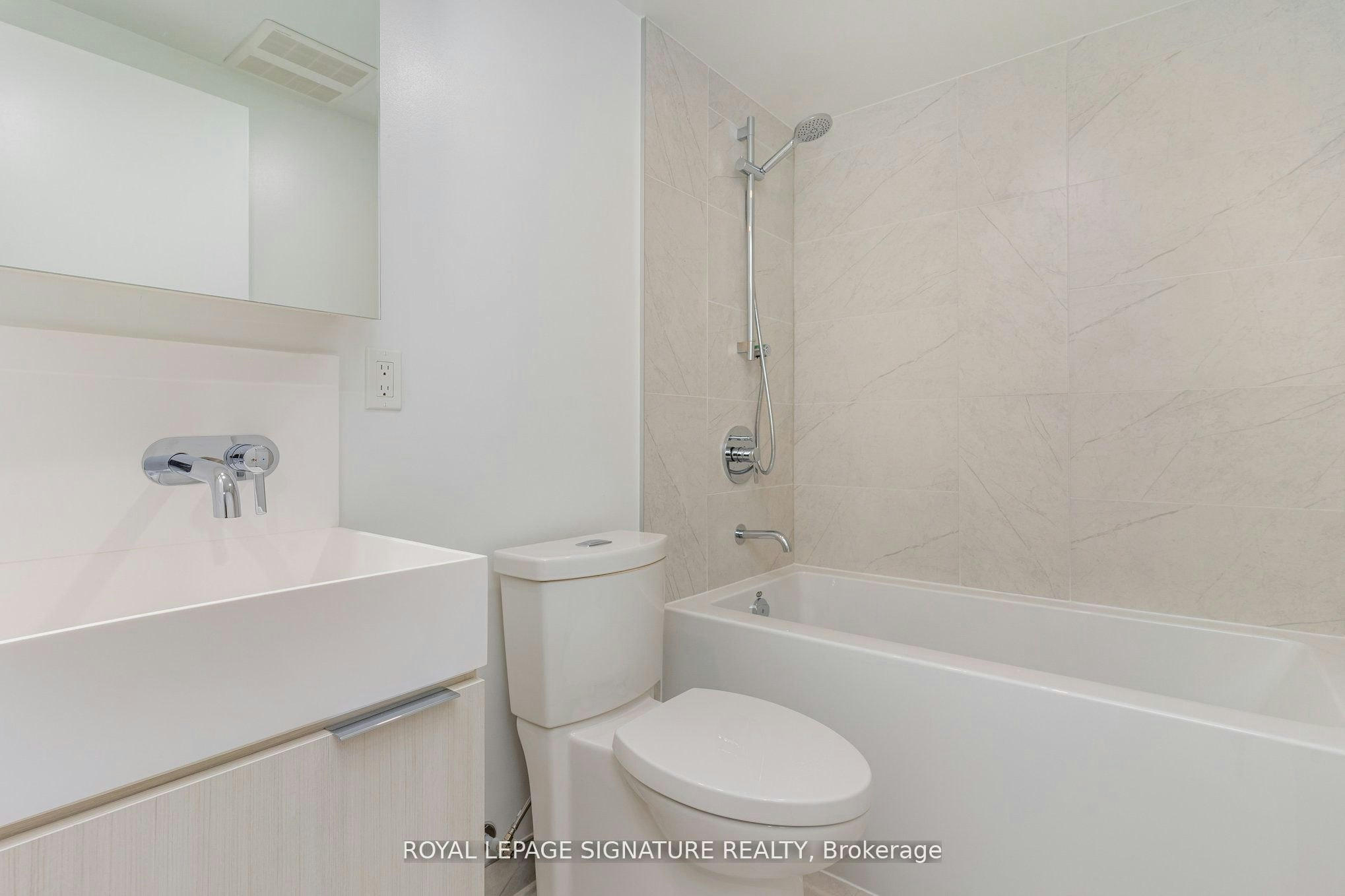 304-370 Martha Street, Burlington, ON, L7R 0G9 - 23