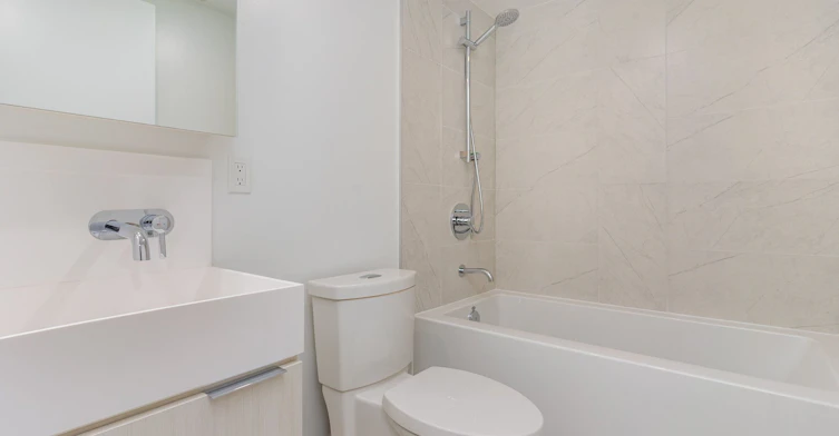 304-370 Martha Street, Burlington, ON, L7R 0G9 - 23