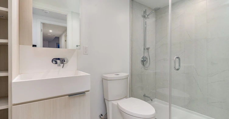 304-370 Martha Street, Burlington, ON, L7R 0G9 - 22