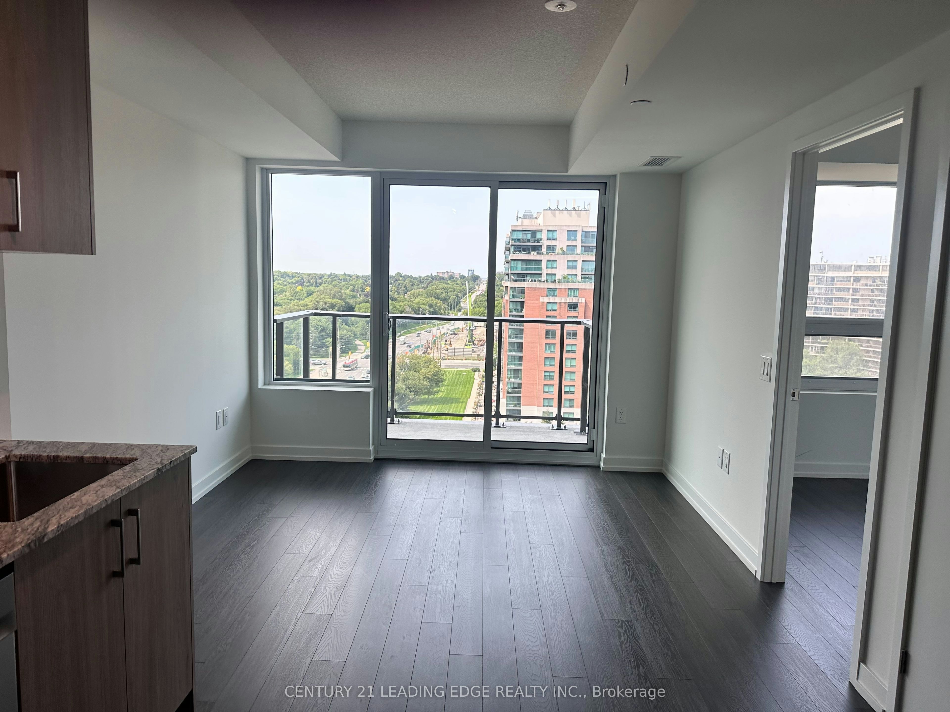 1111-4010 Eglinton Avenue W, Toronto, ON, M9A 0G5 - 11