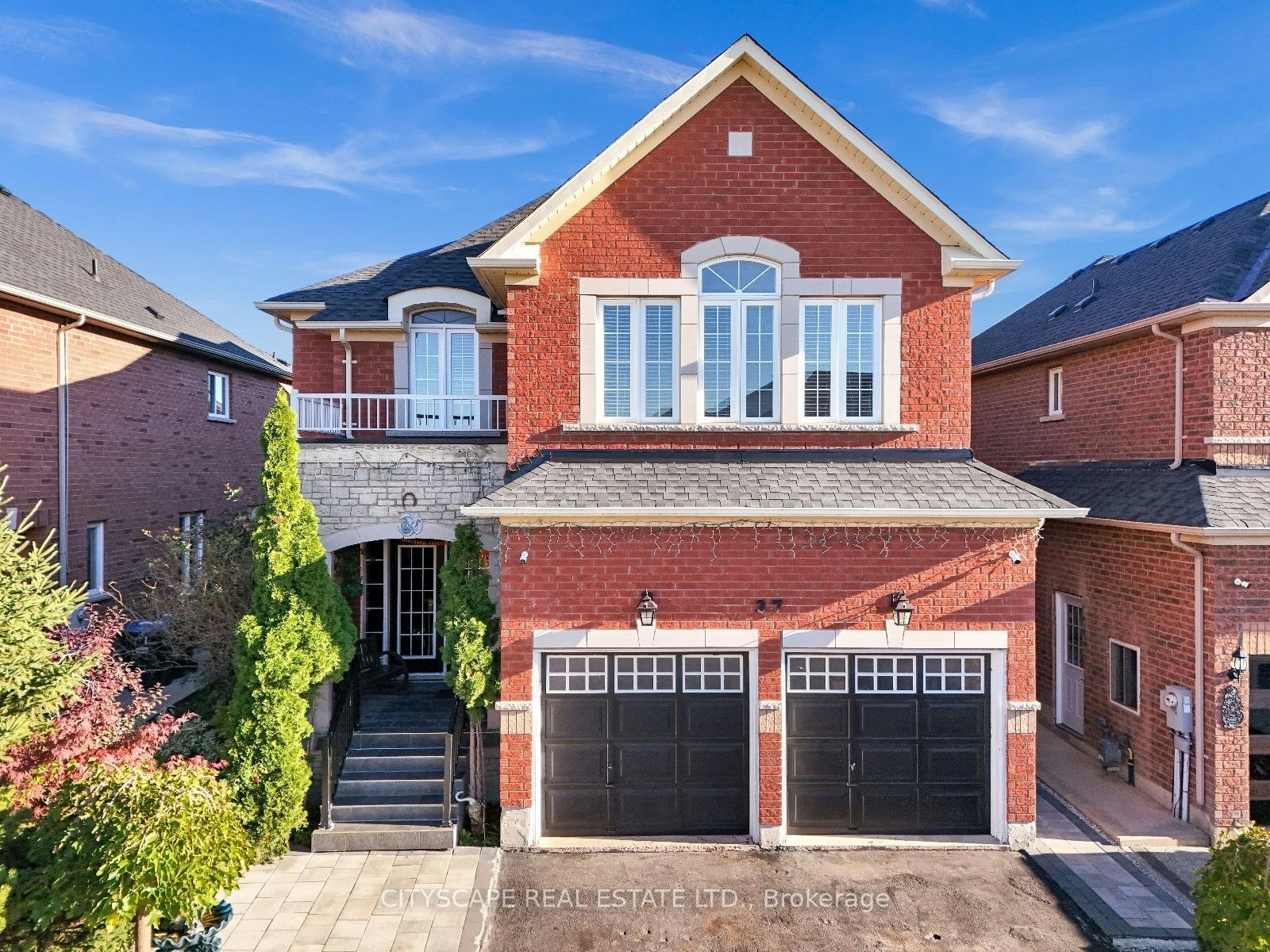 37 Denim Drive, Brampton, ON, L6P 2R3