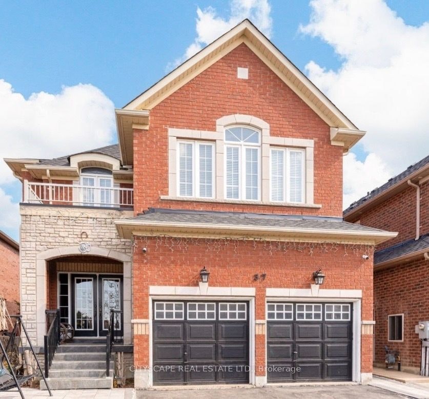 37 Denim Drive, Brampton, ON, L6P 2R3