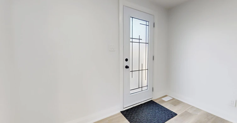 Upper-85 Primula Crescent, Toronto, ON, M9L 1J9 - 3