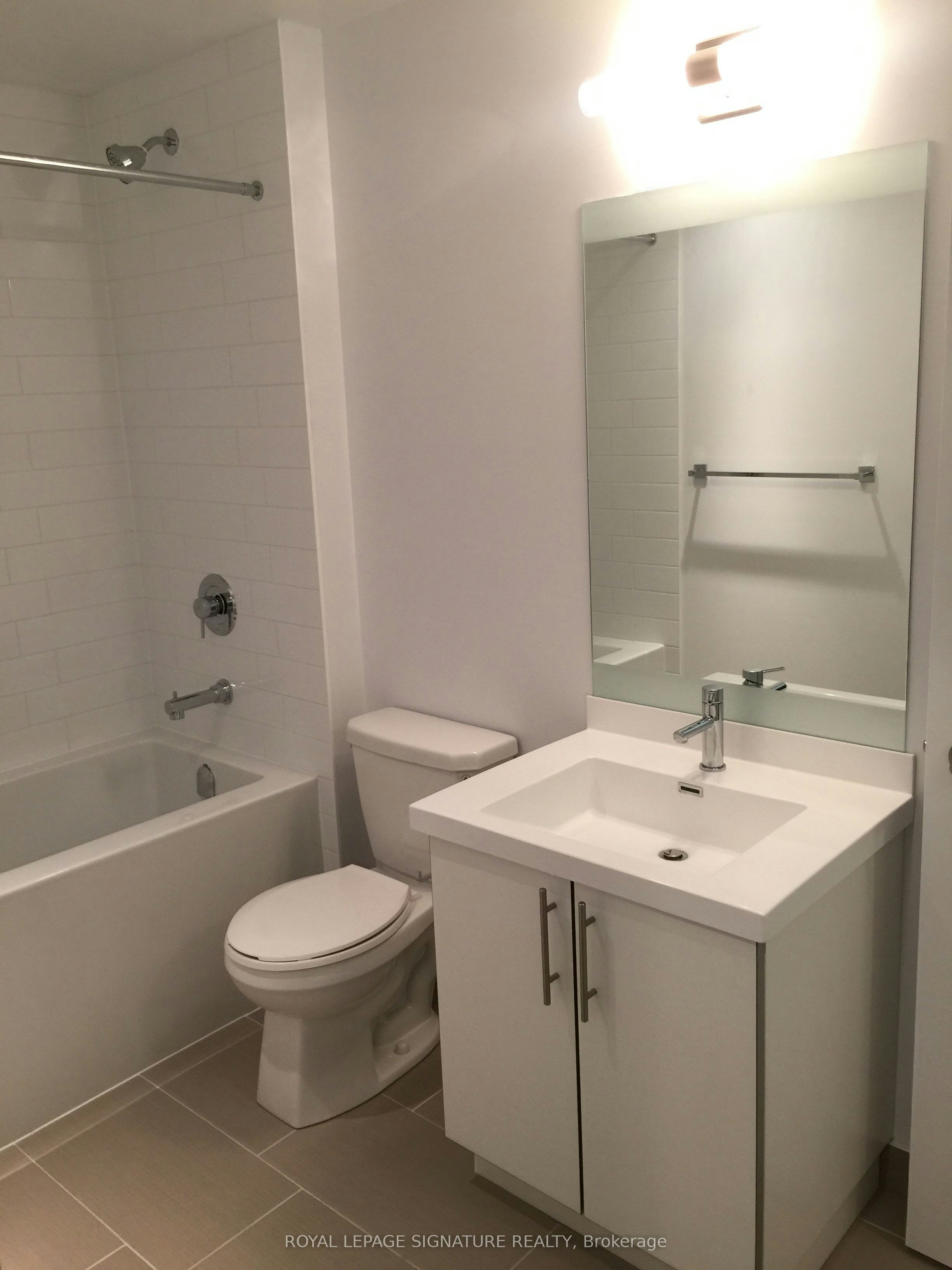 1113-55 Speers Road, Oakville, ON, L6K 0H9 - 4