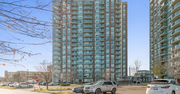 1001-4879 Kimbermount Avenue, Mississauga, ON, L5M 7R8