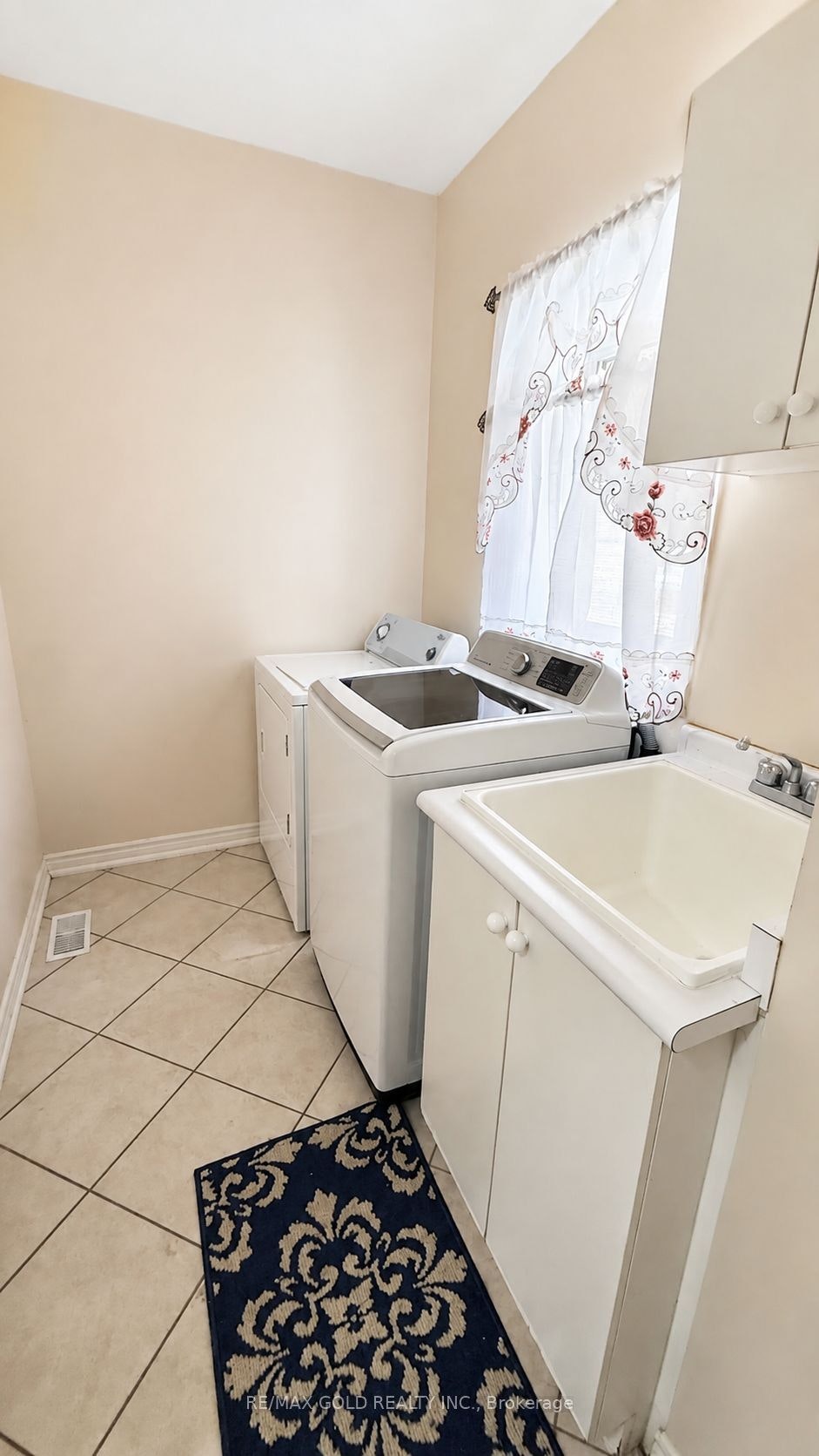 6 Stonemount Trail, Brampton, ON, L6R 0P8 - 22