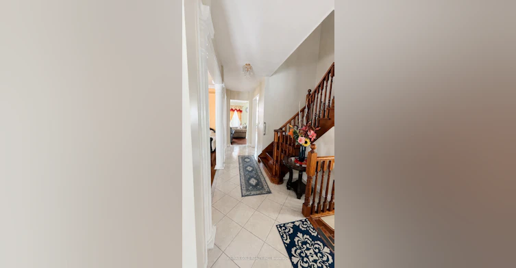 6 Stonemount Trail, Brampton, ON, L6R 0P8 - 4