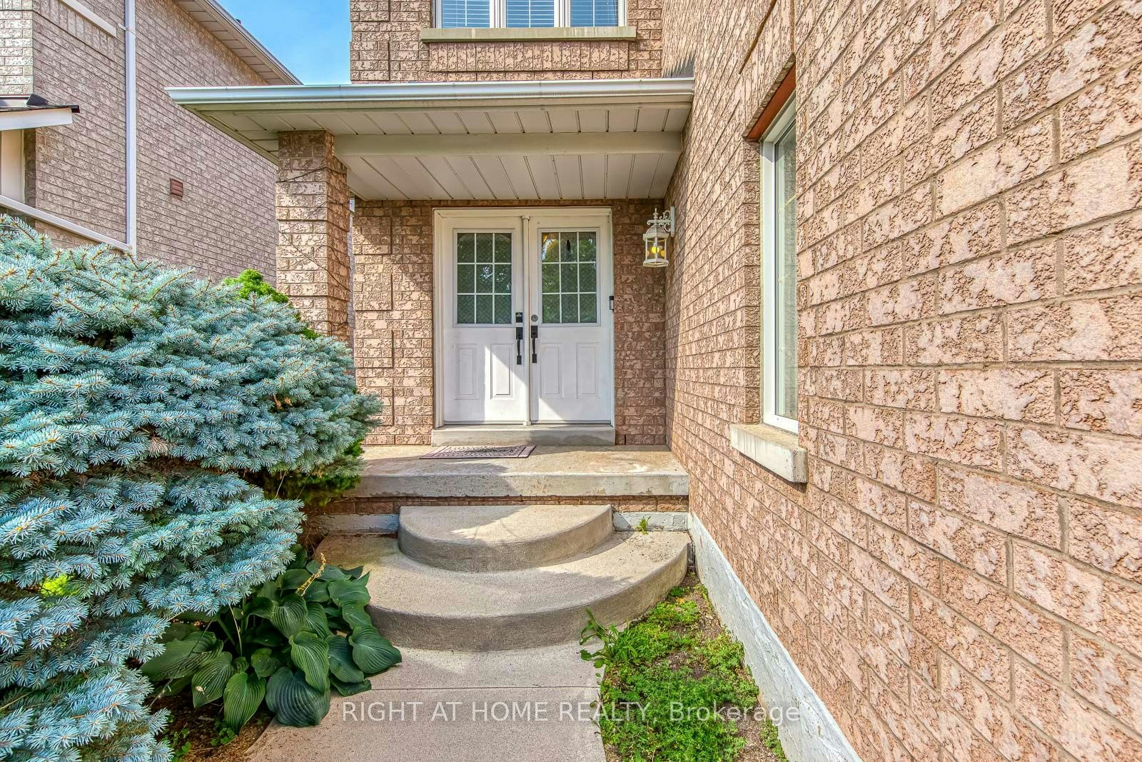 2244 Overfield Road, Oakville, ON, L6M 3S8 - 2