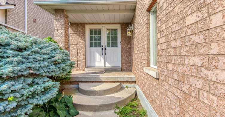 2244 Overfield Road, Oakville, ON, L6M 3S8 - 2